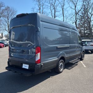 FORD TRANSIT 250 - 8