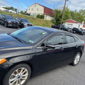 FORD FUSION SE - 2