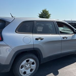 JEEP CHEROKEE SPORT - 9