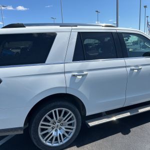 FORD EXPEDITION LIMITED - 9