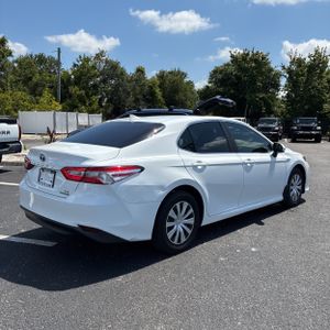 TOYOTA CAMRY - 8