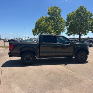 FORD F-150 RAPTOR - 10