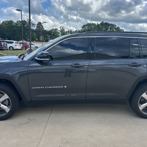 JEEP GRAND CHEROKEE L - 4