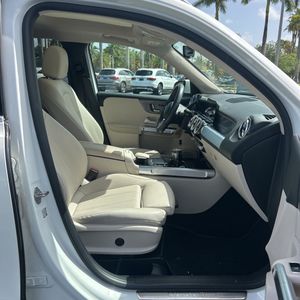 2022 Mercedes-BENZ GLB — миниатюра 33