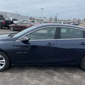 CHEVROLET MALIBU LT - 4