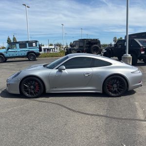 صورة 3 لـ 2015 Porsche 911 CARRERA 4 GTS