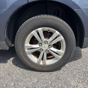 2013 Chevrolet EQUINOX LS — миниатюра 18