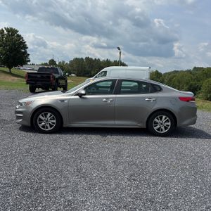 2018 KIA OPTIMA LX 照片 3