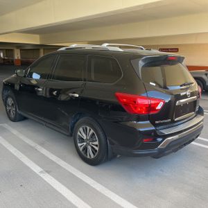 صورة 5 لـ 2017 Nissan PATHFINDER SV
