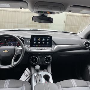 صورة مصغرة 36 لـ 2024 Chevrolet BLAZER LT