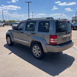 JEEP LIBERTY SPORT - 5