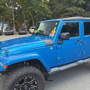 صورة 2 لـ 2015 JEEP WRANGLER UNLIMITED SAHARA