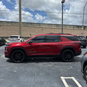 CHEVROLET TRAVERSE LT - 3