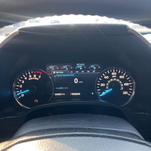 2019 FORD F-150 LARIAT 缩略图 40