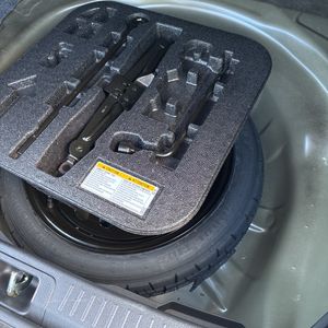 صورة مصغرة 39 لـ 2025 Toyota COROLLA LE
