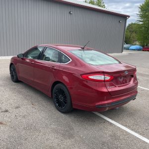 FORD FUSION SE - 5