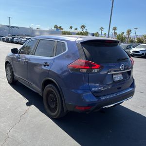 2018 Nissan ROGUE S — фото 5