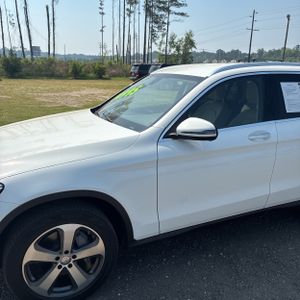 MERCEDES-BENZ GLC - 2