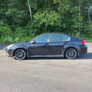 2010 Subaru LEGACY 2.5I — фото 3