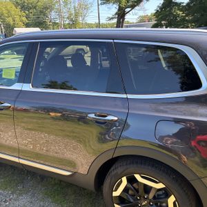 صورة 6 لـ 2025 KIA TELLURIDE S