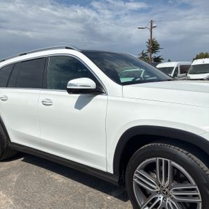 2025 Mercedes-BENZ GLS 缩略图 13