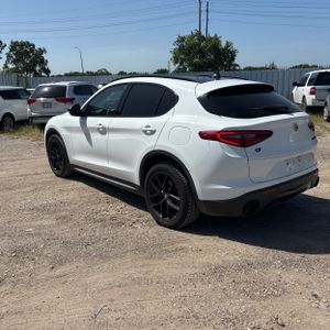 صورة 5 لـ 2019 ALFA Romeo STELVIO AWD