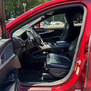 2020 Lincoln NAUTILUS STANDARD thumbnail 32
