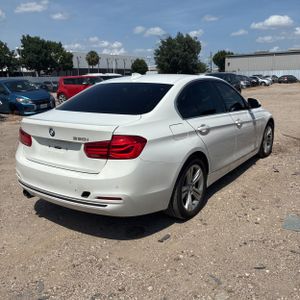 صورة 8 لـ 2017 BMW 3 SERIES 330I