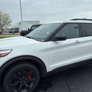 FORD EXPLORER ST - 2