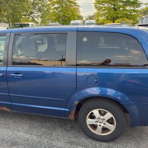 صورة 6 لـ 2010 Dodge GRAND CARAVAN SE