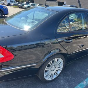 MERCEDES-BENZ E-CLASS - 9