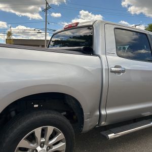 2010 Toyota TUNDRA LIMITED — фото 9