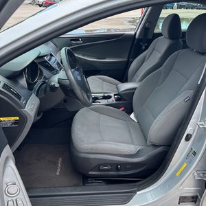 2013 Hyundai SONATA GLS thumbnail 31
