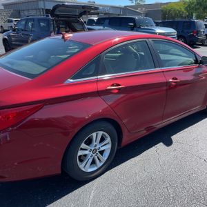 HYUNDAI SONATA GLS - 9