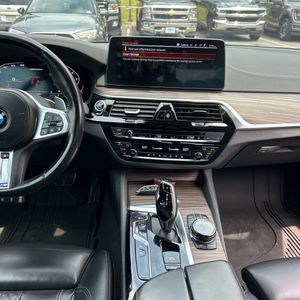 2023 BMW M550 I XDRIVE thumbnail 37