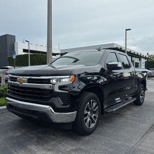 2024 Chevrolet SILVERADO 1500 LT 照片 1