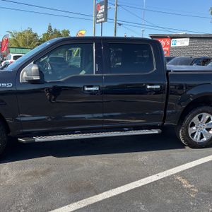 FORD F-150 XLT - 4