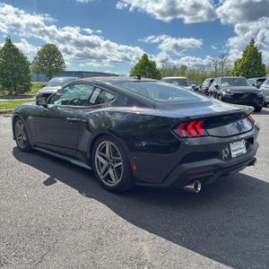 FORD MUSTANG GT PREMIUM - 5