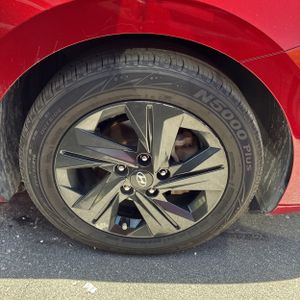 صورة مصغرة 18 لـ 2023 Hyundai ELANTRA SEL