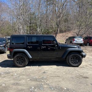 JEEP WRANGLER UNLIMITED WILLYS WHEELER - 10