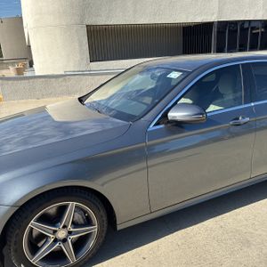 MERCEDES-BENZ E-CLASS - 2