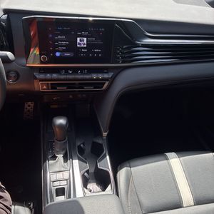 2025 Toyota CAMRY SE 缩略图 37