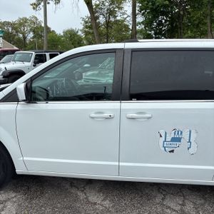 DODGE GRAND CARAVAN - 4