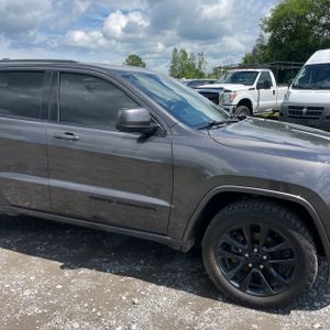 صورة مصغرة 13 لـ 2020 JEEP GRAND CHEROKEE ALTITUDE