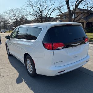 CHRYSLER VOYAGER LX - 5