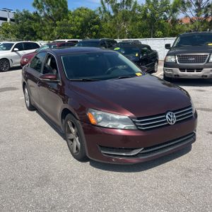صورة 12 لـ 2012 Volkswagen PASSAT SE