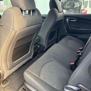 2010 Chevrolet TRAVERSE LT photo 62