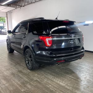 FORD EXPLORER XLT - 5