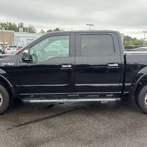 FORD F-150 LARIAT - 4