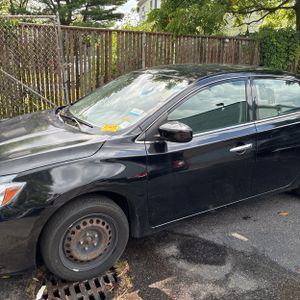 2019 Nissan SENTRA S 照片 2